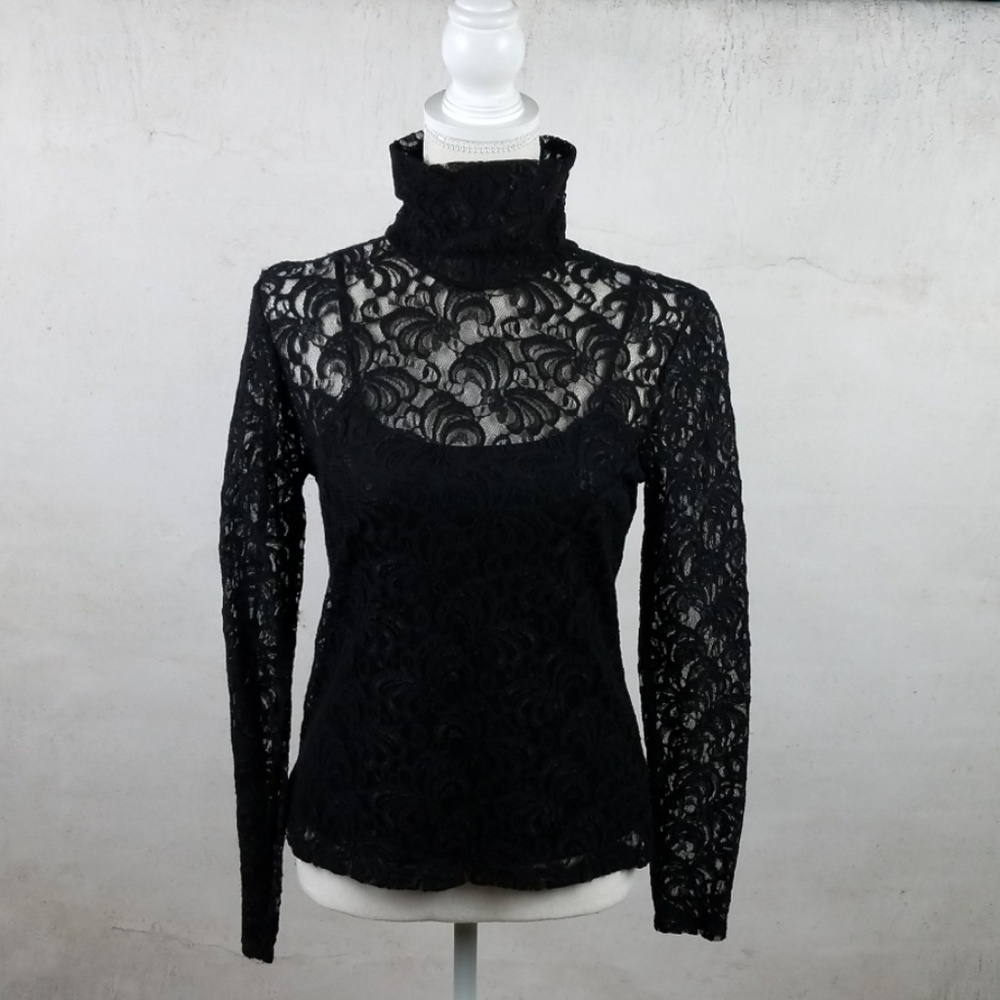 NWOT Nicki Nicole Miller 2PC Tank & Lace Top